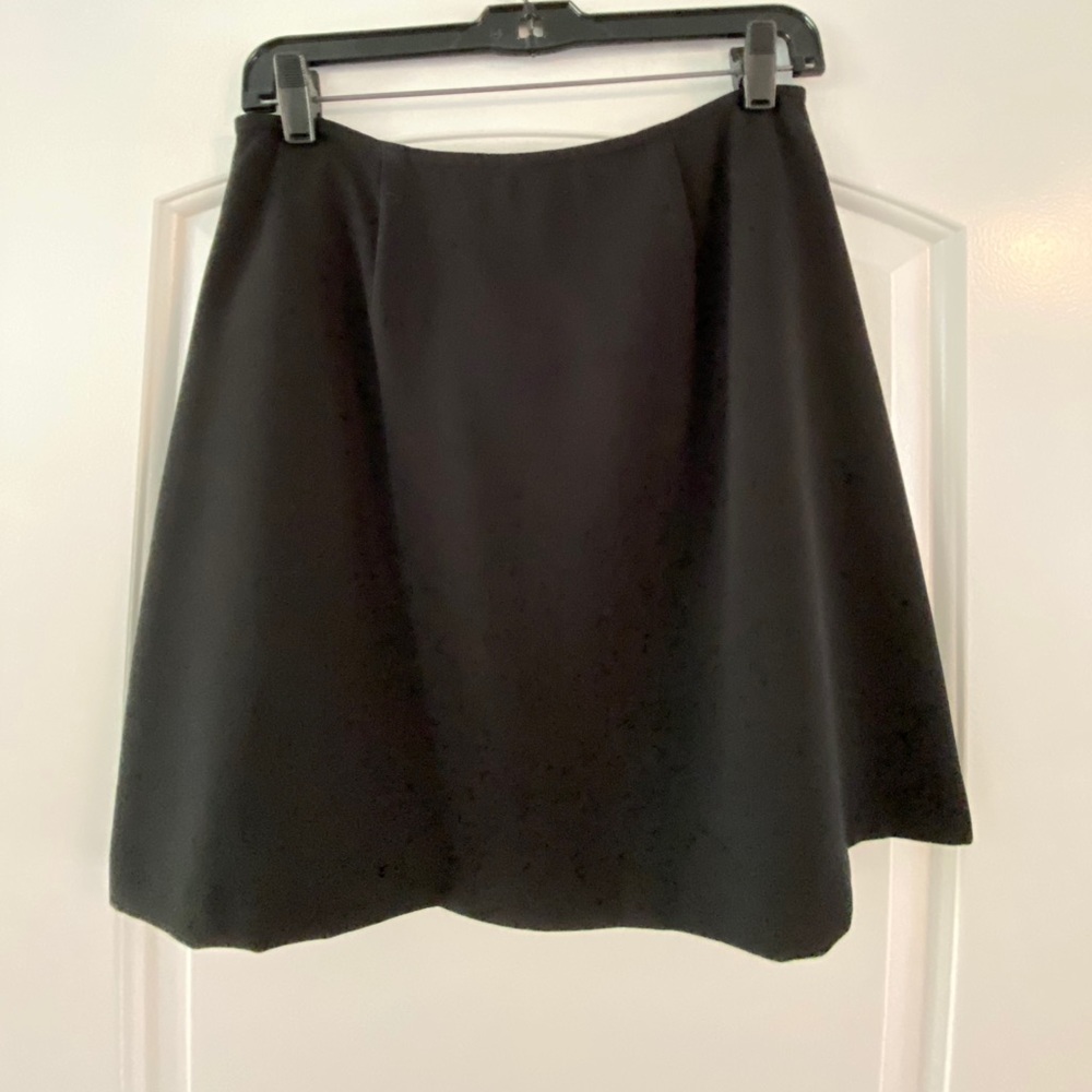 Finity black skirt